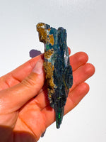 Vivianite specimen piece